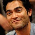 appearances2011-autograph_signing_at_comiccon1017.jpg