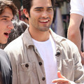appearances2011-mtvs_teen_wolf_cast_visit_extra1003.jpg