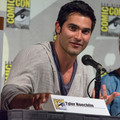 appearances2012-july_12th_mtvs_teen_wolf_panel_at_comiccon-1014.jpg