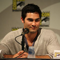 appearances2012-july_12th_mtvs_teen_wolf_panel_at_comiccon-1026.jpg
