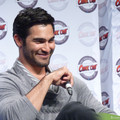 appearances2012-july_7th_mtvs_teen_wolf_qa_at_comiccon_france-1016.jpg