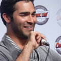 appearances2012-july_7th_mtvs_teen_wolf_qa_at_comiccon_france-1033.jpg
