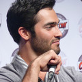 appearances2012-july_7th_mtvs_teen_wolf_qa_at_comiccon_france-1054.jpg
