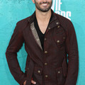 appearances2012-june_3rd_mtv_movie_awards-1001.jpg