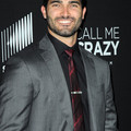 appearances2012-april_16th_call_me_crazy_hollywood_premiere-2030.jpg