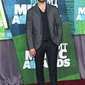 appearances2015-june_10th_cmt_music_awards-1008.jpg
