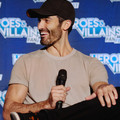 appearances2018-heroes_and_villains_new_jersey1019.jpg